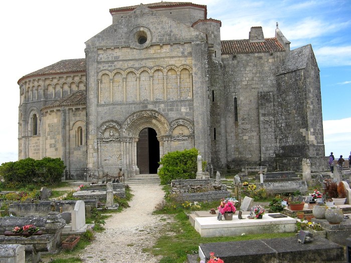 Talmont-sur-gironde eglise
