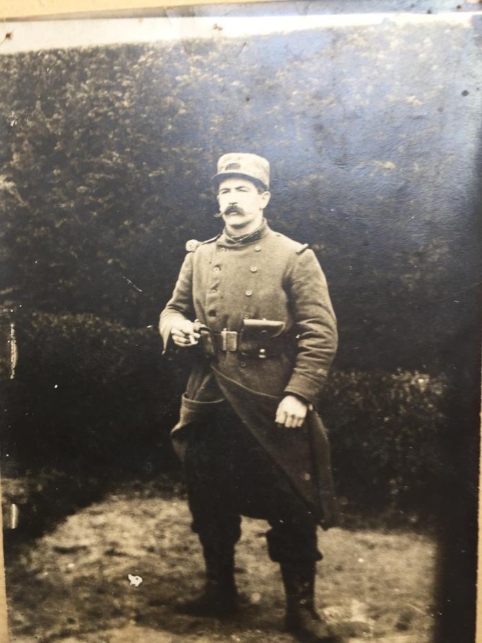 e09a4b7b-3928-4f30-aab1-dcbd6ae65fa4