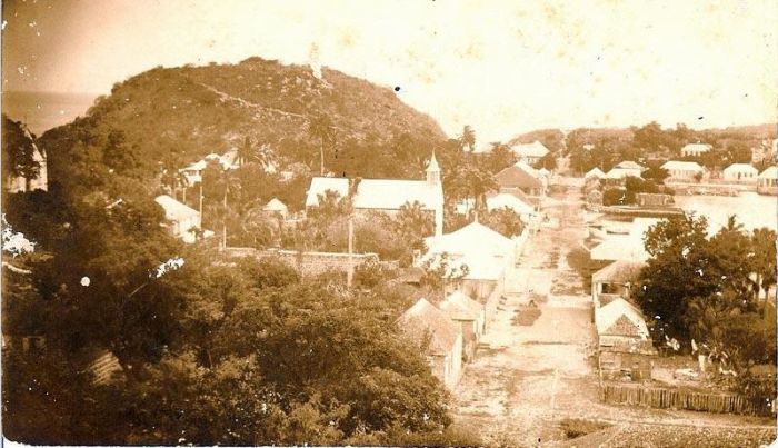 Jeanne CHAPEAU, Esclave