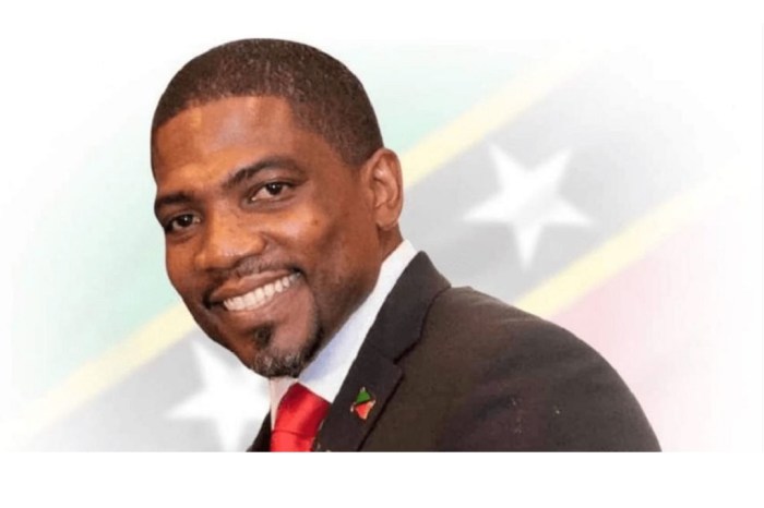 Terrence DREW, Premier Ministre de Saint-Kitts et&nbsp;Nevis